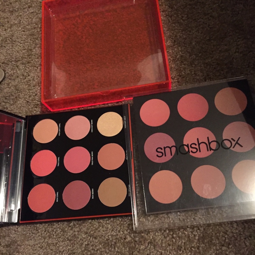 BNIB SMASHBOX LA LIGHTS BLUSH MEGA PALETTE